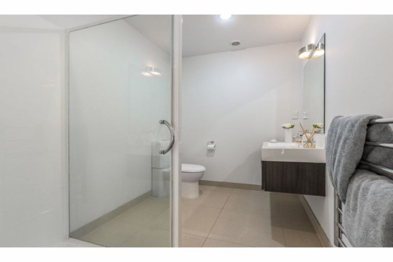 Photo of property in 4/49 Browns Road, Browns Bay, Auckland, 0630