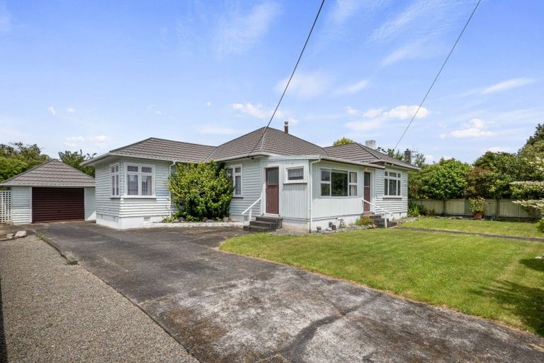 Photo of property in 26 George Street, Levin, 5510