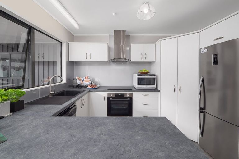 Photo of property in 68 Wiroa Road, Kerikeri, 0293