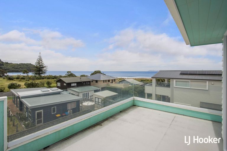 Photo of property in 24 Leo Street, Waihi Beach, 3611