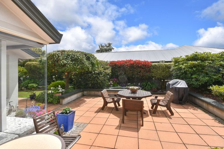 Photo of property in 16 Silverstream Drive, Mosgiel, 9024