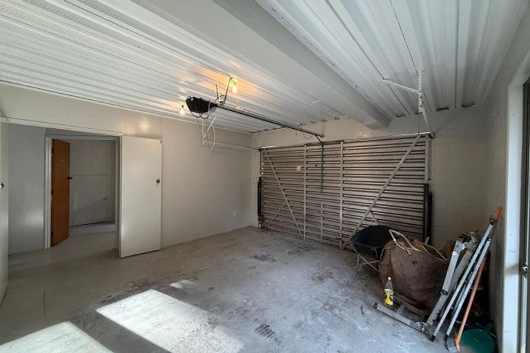 Photo of property in 12 Aubrey Street, New Plymouth, 4310