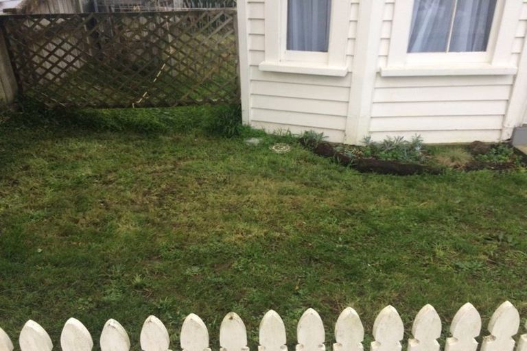 Photo of property in 22 Rocklands Avenue, Mount Eden, Auckland, 1024