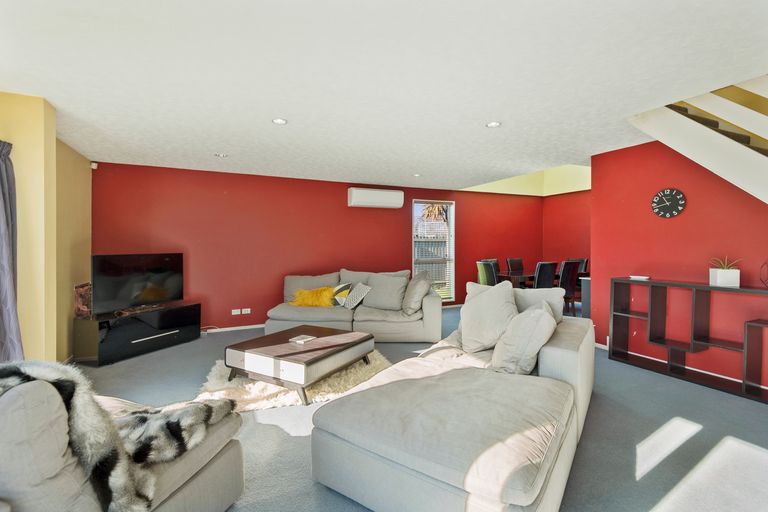 Photo of property in 47a Sawyers Arms Road, Northcote, Christchurch, 8052