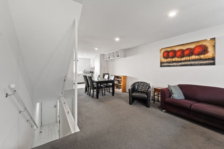 Photo of property in 2/86 Brockworth Place, Riccarton, Christchurch, 8011