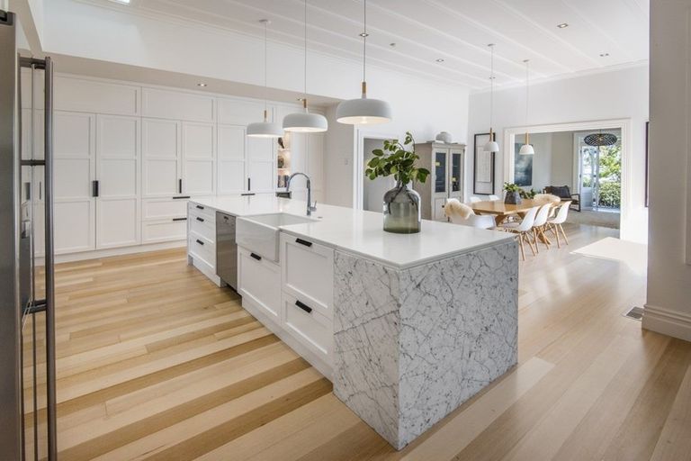 Photo of property in 7 Summer Street, Stanley Point, Auckland, 0624