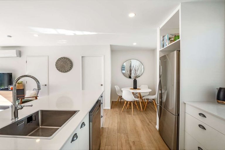 Photo of property in 1/26 Devon Street, Sydenham, Christchurch, 8023