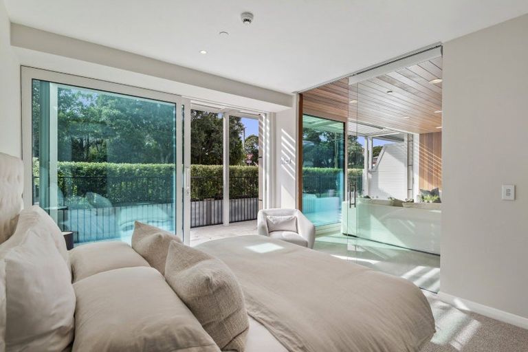 Photo of property in 106/20 Omana Road, Milford, Auckland, 0620