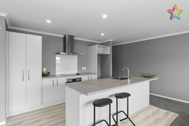 Photo of property in 135 Waipounamu Drive, Kelson, Lower Hutt, 5010