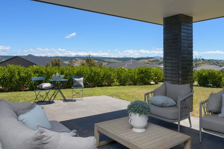 Photo of property in 43 Katania Heights, Brightwater, 7022