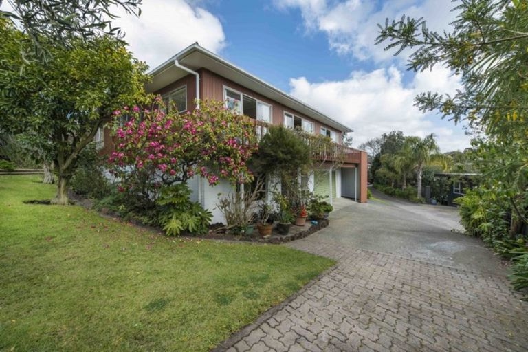Photo of property in 26 Surville Place, Mairangi Bay, Auckland, 0630