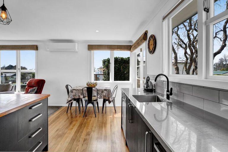 Photo of property in 11 Konini Street, Inglewood, 4330