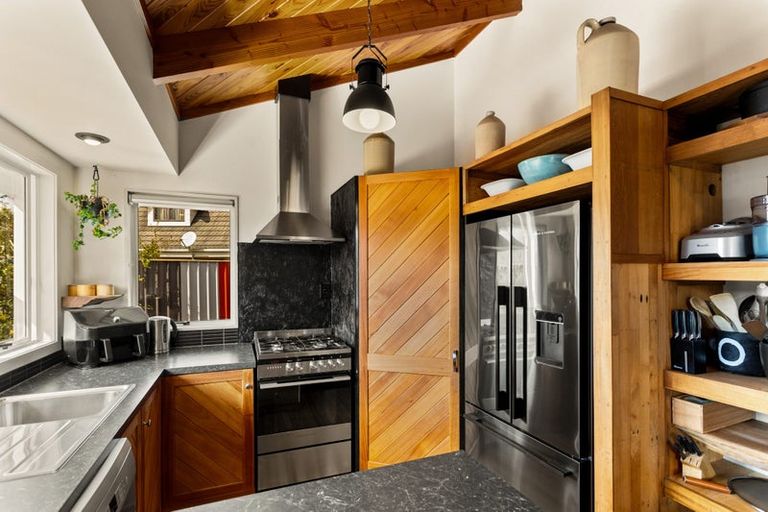 Photo of property in 7b Laura Place, Whitianga, 3510