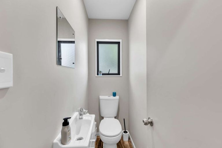 Photo of property in 15 Brook Street, Southbridge, 7602