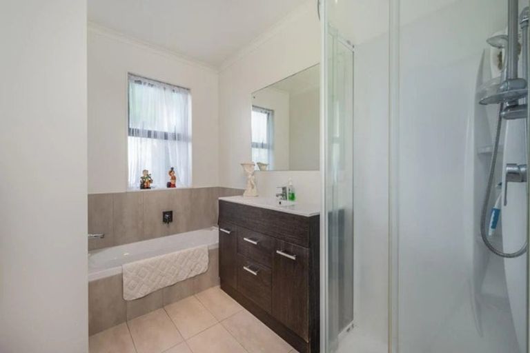 Photo of property in 9b Mattson Road, Pakuranga, Auckland, 2010