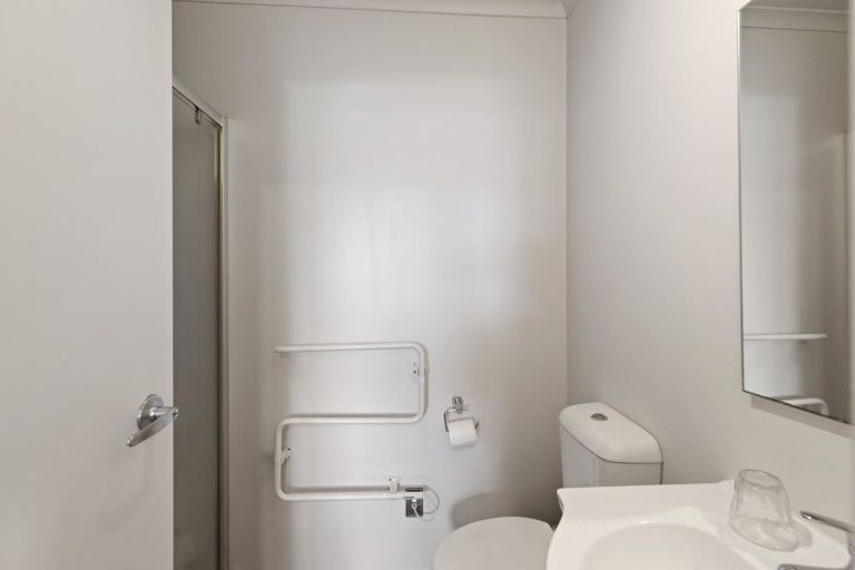 Photo of property in 2/27 Hogan Street, Hamilton East, Hamilton, 3216