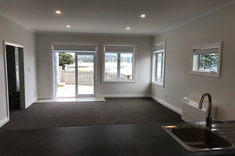Photo of property in 494 Evans Bay Parade, Hataitai, Wellington, 6021