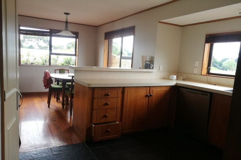 Photo of property in 36 Pitoitoi Street, Otaihanga, Paraparaumu, 5036