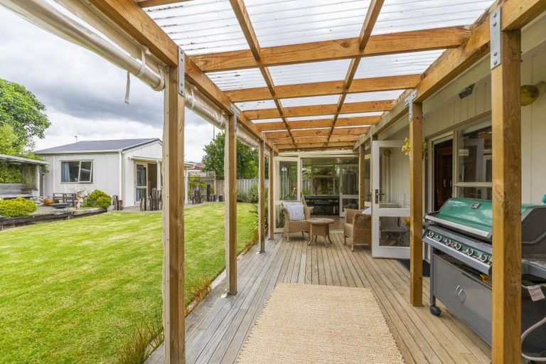 Photo of property in 3 Kanawa Street, Waikanae, 5036