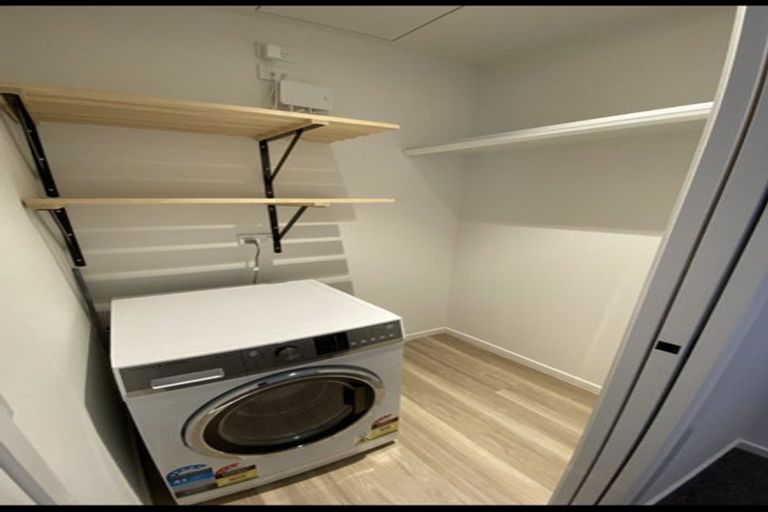 Photo of property in St Andrews Park, 16-18 Saint Peters Place, Queenstown, 9300