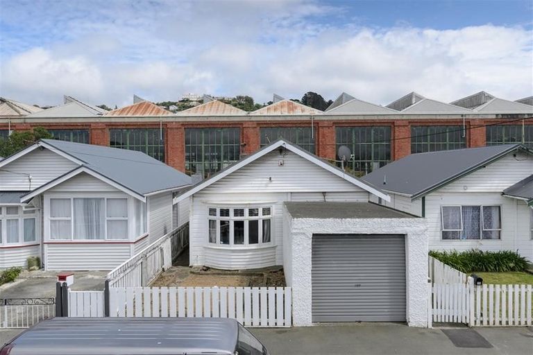 Photo of property in 72 Ross Street, Kilbirnie, Wellington, 6022