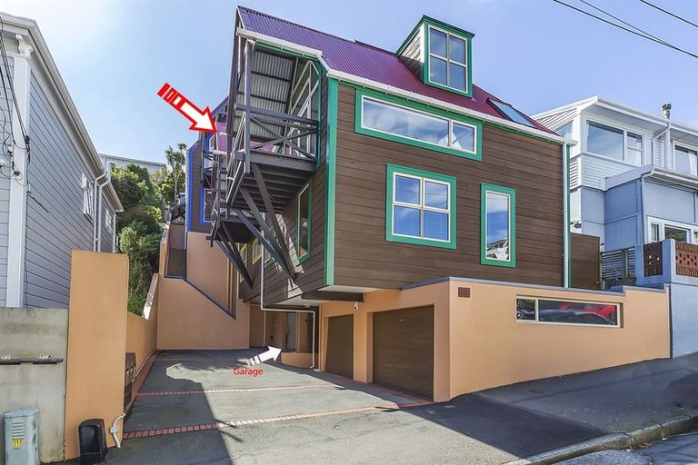 Photo of property in 83b Majoribanks Street, Mount Victoria, Wellington, 6011
