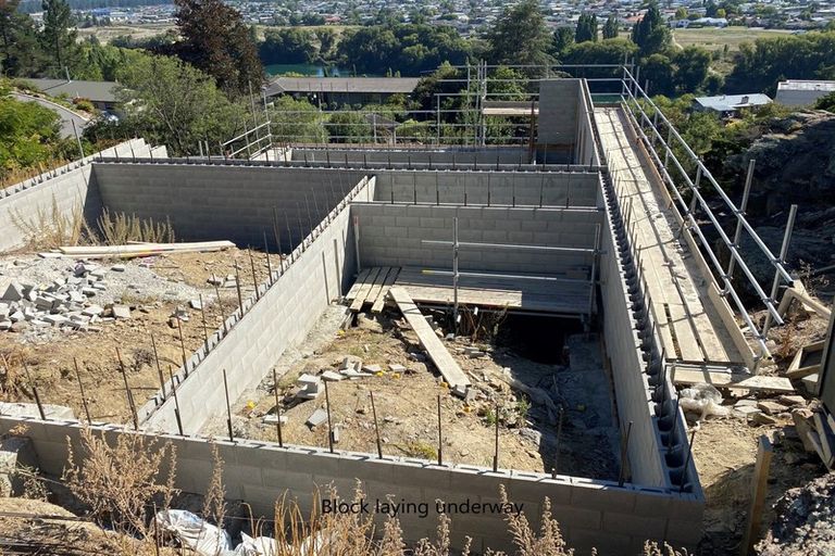 Photo of property in 10 Hawkdun Place, Bridge Hill, Alexandra, 9320