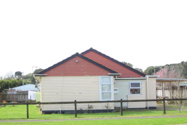 Photo of property in 54 Strange Street, Waitara, 4320