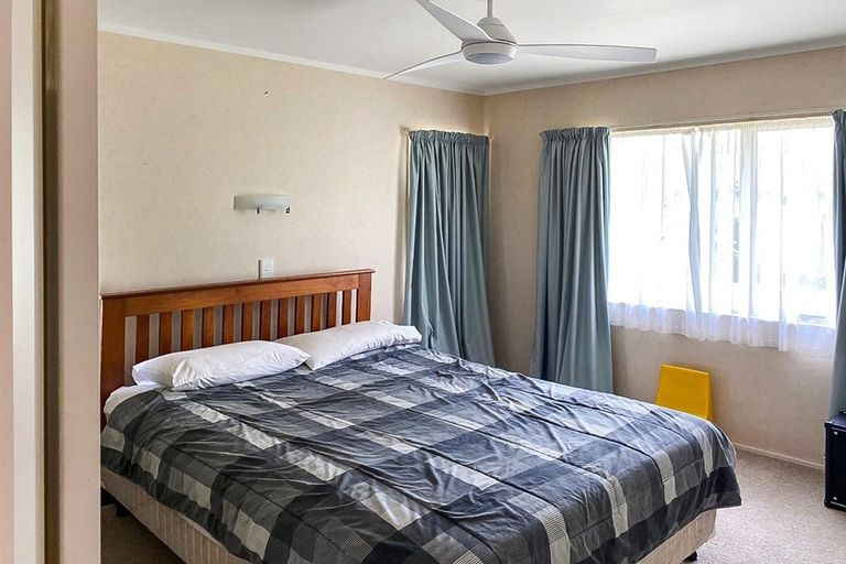 Photo of property in 8 Noone Close, Onerahi, Whangarei, 0110