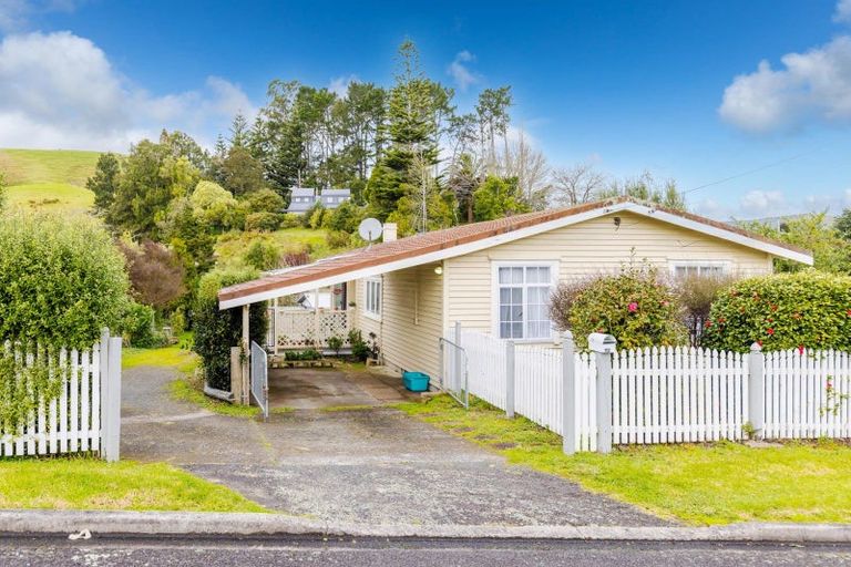 Photo of property in 112 Rayner Road, Huntly, 3700