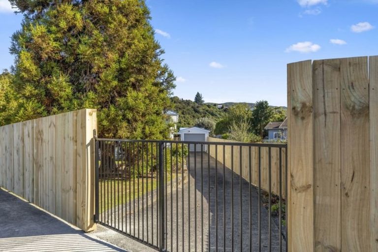 Photo of property in 22 Richard Grove, Stokes Valley, Lower Hutt, 5019