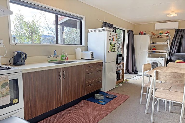 Photo of property in 32 Kirkland Street, Green Island, Dunedin, 9018