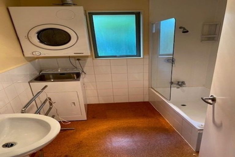 Photo of property in 6b Hillary Street, Tawa, Wellington, 5028