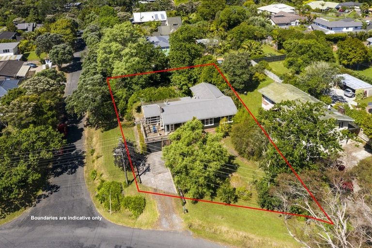 Photo of property in 77 Rame Road, Greenhithe, Auckland, 0632