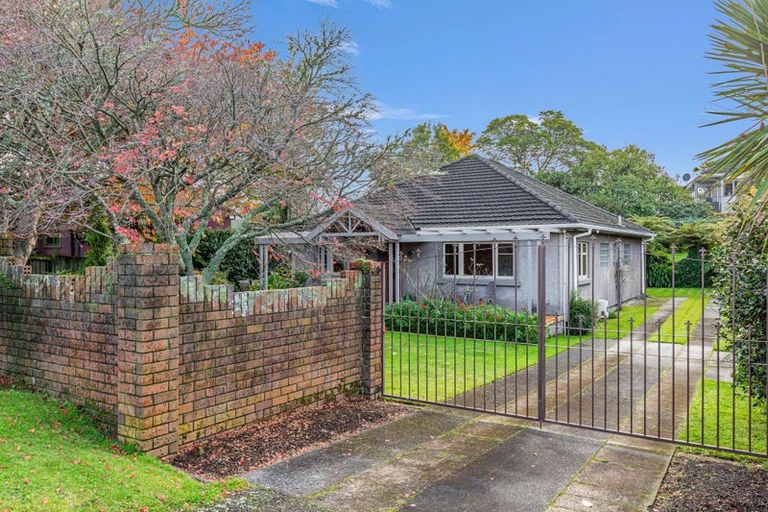 Photo of property in 73 Devon Street, Glenholme, Rotorua, 3010