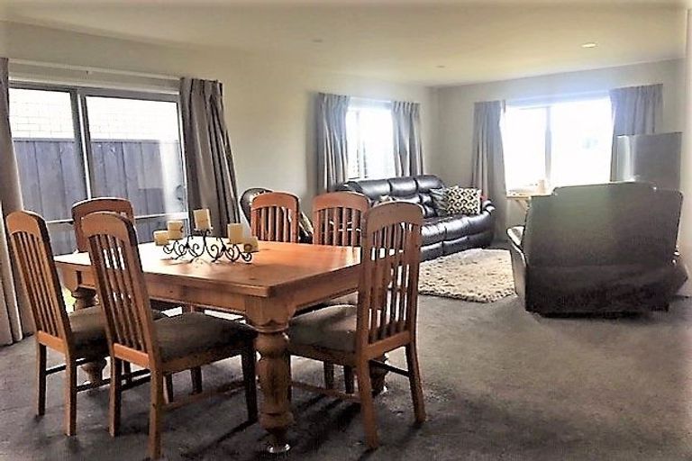 Photo of property in 22 Hannington Way, Rolleston, 7615