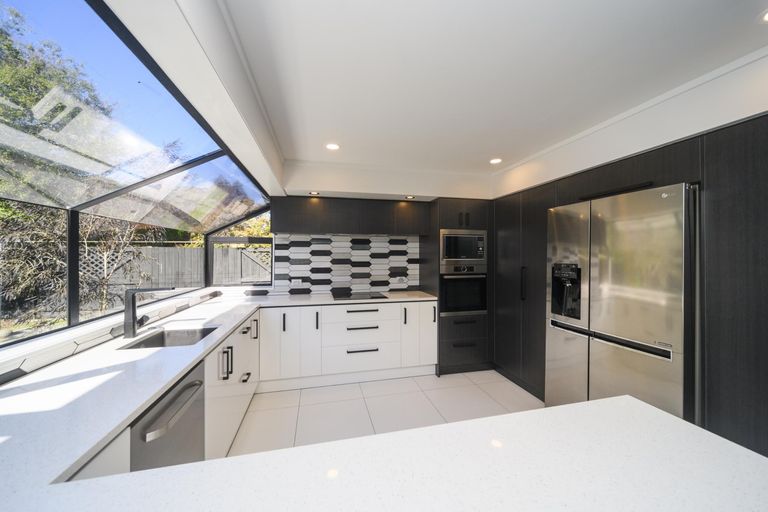 Photo of property in 26 Hanmer Place, Highbury, Palmerston North, 4412