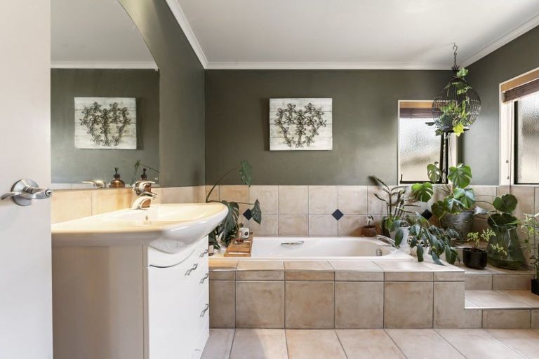 Photo of property in 86 Beachwater Drive, Papamoa Beach, Papamoa, 3118