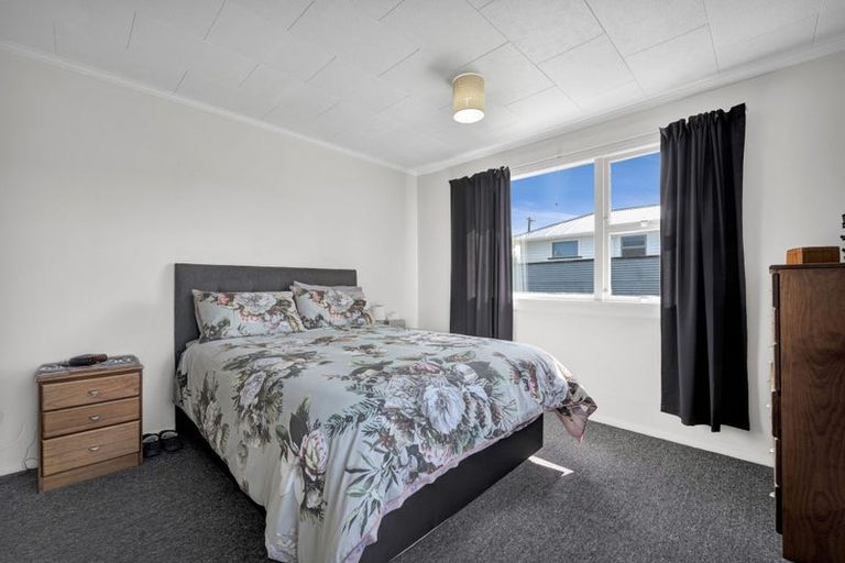 Photo of property in 140 Miranda Street, Stratford, 4332