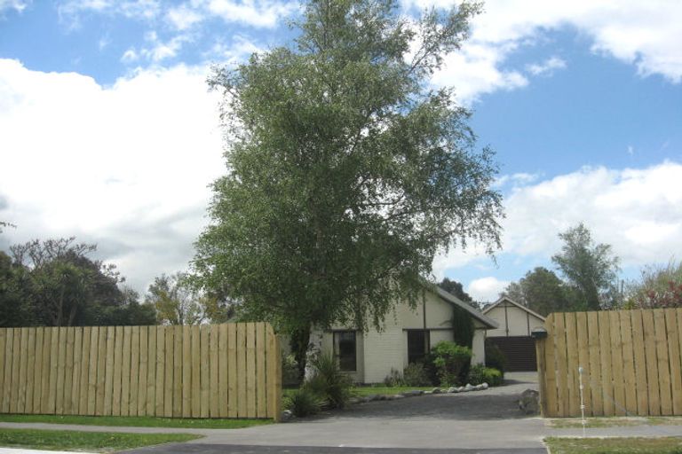 Photo of property in 26 Burnett Street, Oxford, 7430