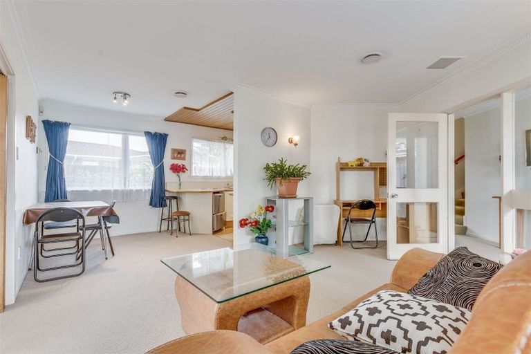 Photo of property in 335 Waimairi Road, Ilam, Christchurch, 8041