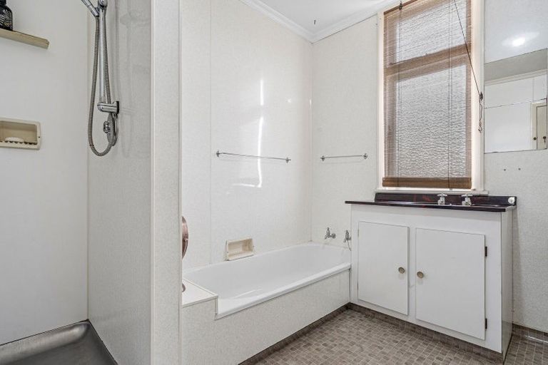 Photo of property in 50 Waller Street, Murchison, 7007