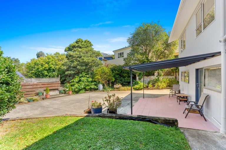 Photo of property in 15 Reynolds Place, Torbay, Auckland, 0630