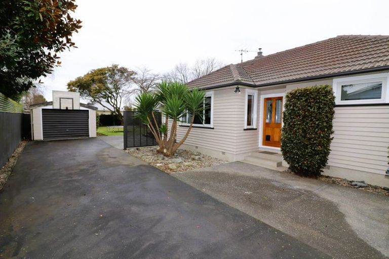 Photo of property in 26 Torrens Road, Hillmorton, Christchurch, 8024