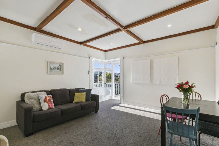 Photo of property in 7 Crawford Road, Kilbirnie, Wellington, 6022