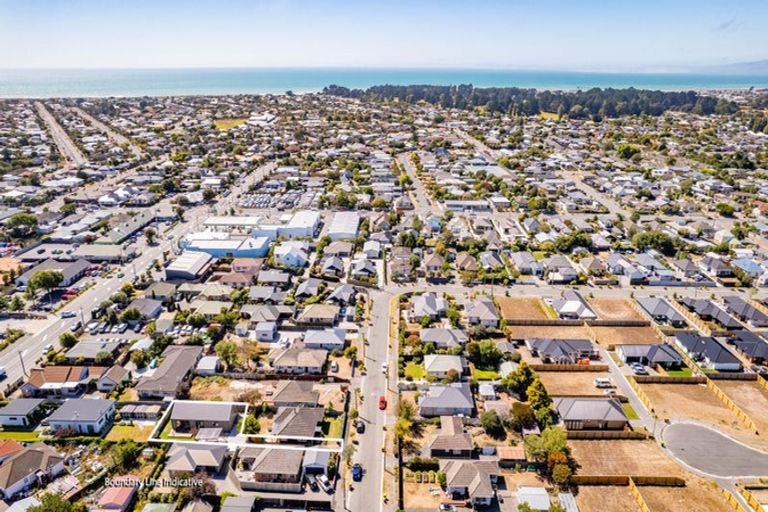 Photo of property in 96a Willryan Avenue, New Brighton, Christchurch, 8083