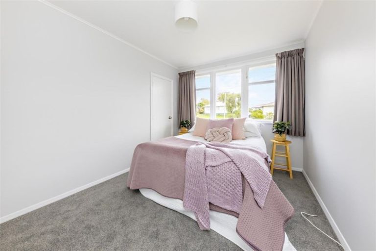 Photo of property in 21 Gilbert Road, Otara, Auckland, 2023