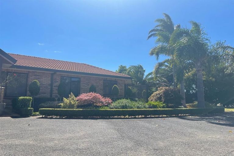 Photo of property in 70 Holdens Road, Clevedon, Papakura, 2585