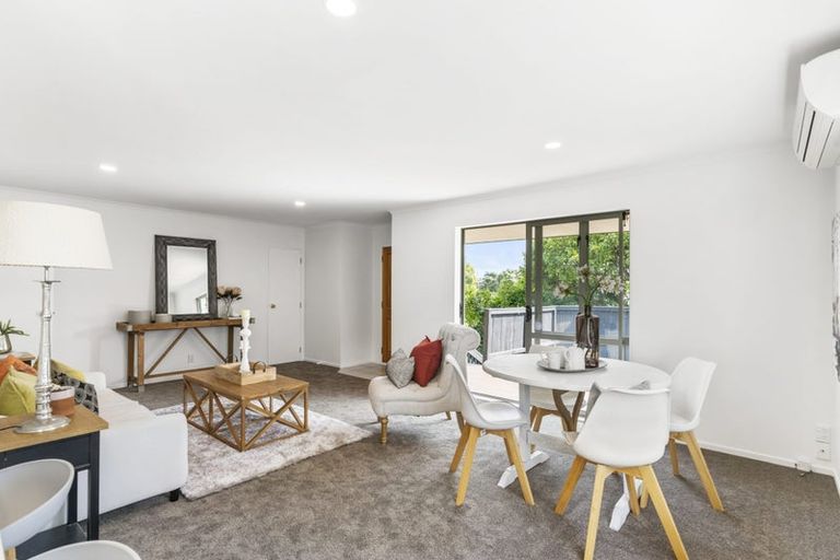 Photo of property in 76 Drake Street, Howick, Auckland, 2014