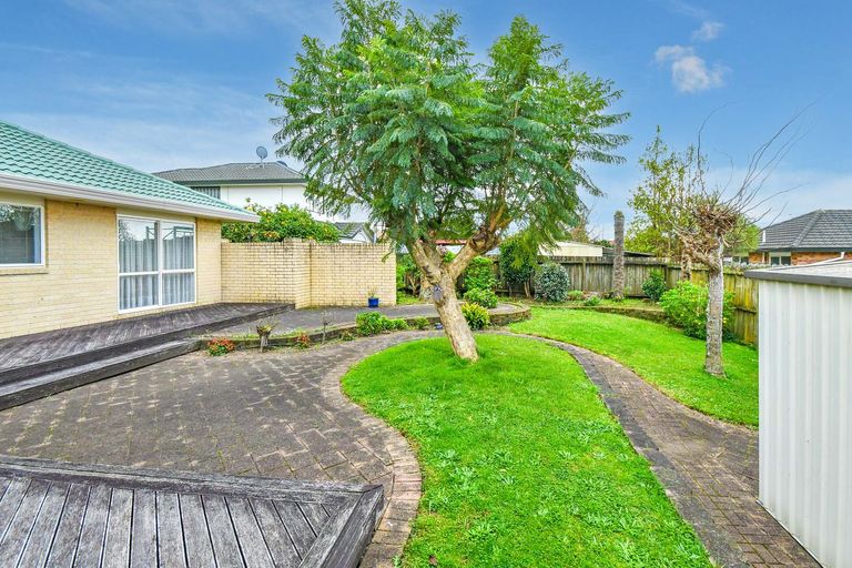 Photo of property in 83 Rushgreen Avenue, Pahurehure, Papakura, 2113